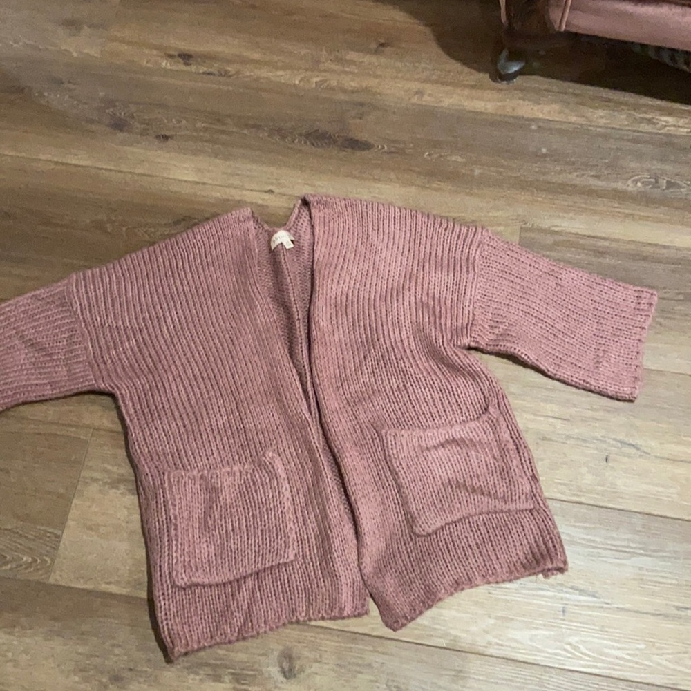 Oversized 3/4 sleeve sweater